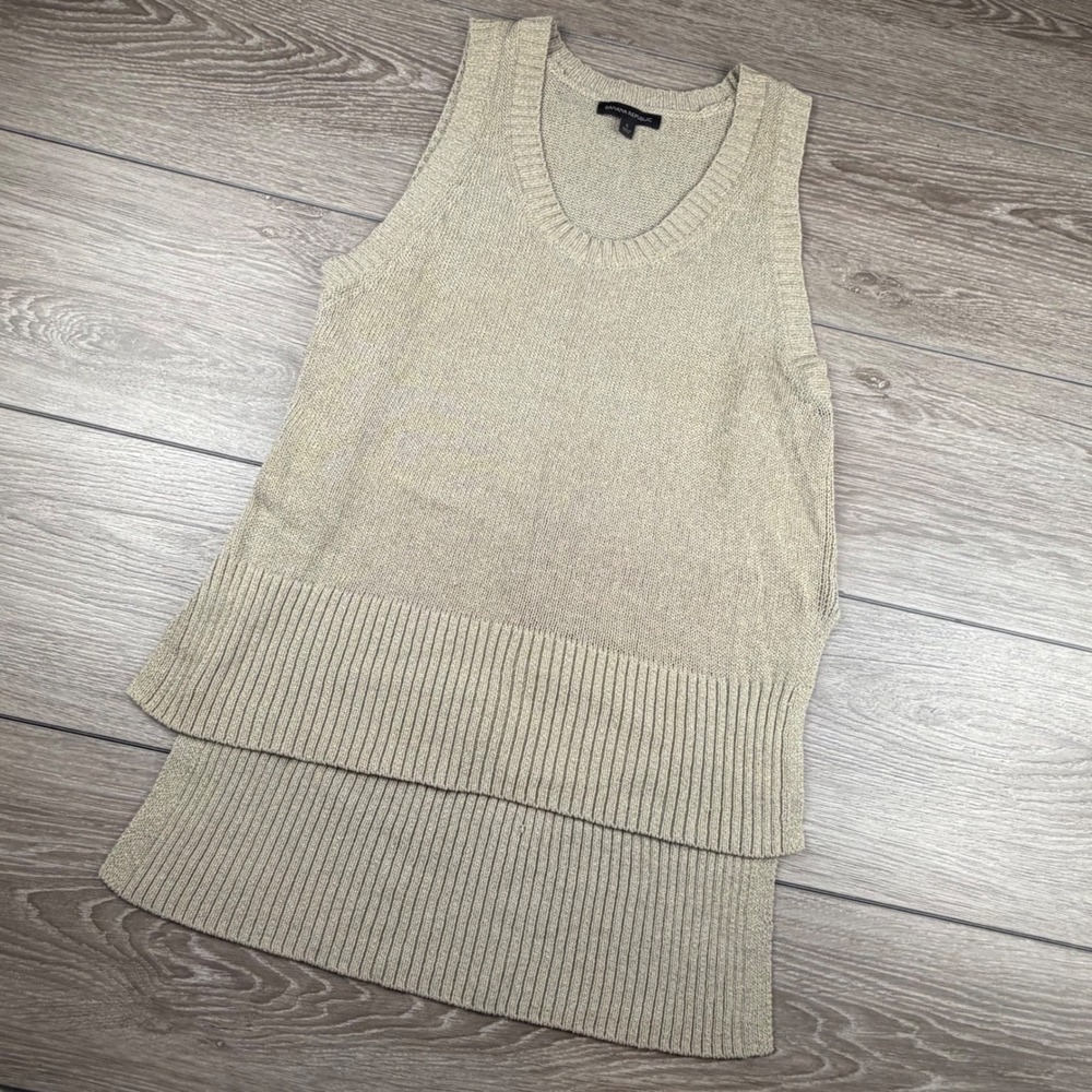 Banana Republic Women Sweater Vest Layered Hem Cotton Blend Beige Small
